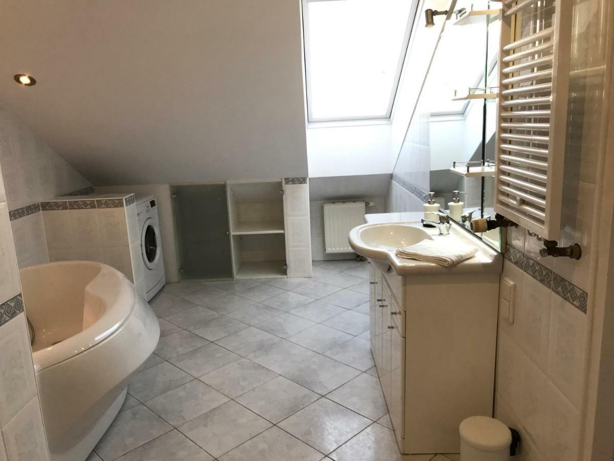 Апартаменты Apartament Jablonskiego Гданьск Экстерьер фото