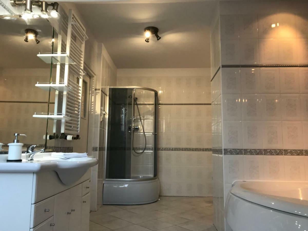 Апартаменты Apartament Jablonskiego Гданьск Экстерьер фото