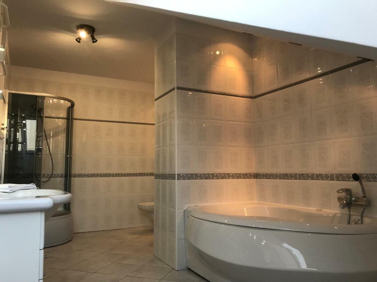 Апартаменты Apartament Jablonskiego Гданьск Экстерьер фото